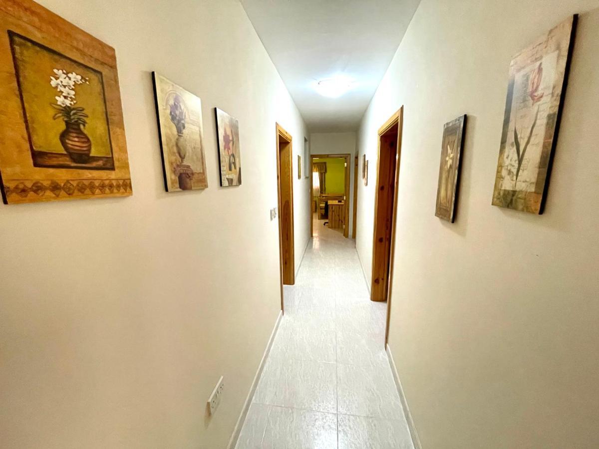 Regent Court - 3 Bedroom Apartment Within Walking Distance From Seafront St. Paul's Bay Exterior photo