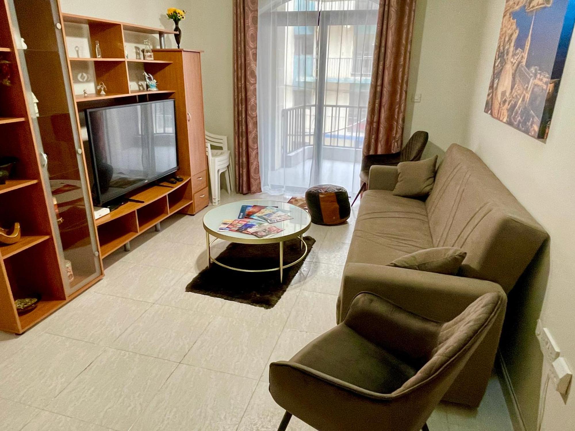 Regent Court - 3 Bedroom Apartment Within Walking Distance From Seafront St. Paul's Bay Exterior photo